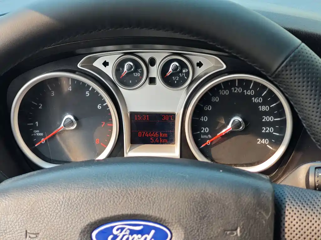Ford Focus — миниатюра 14