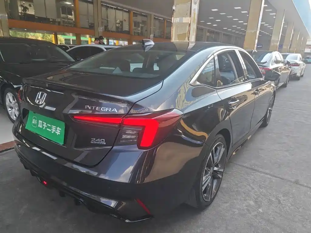 Honda Integra — миниатюра 7