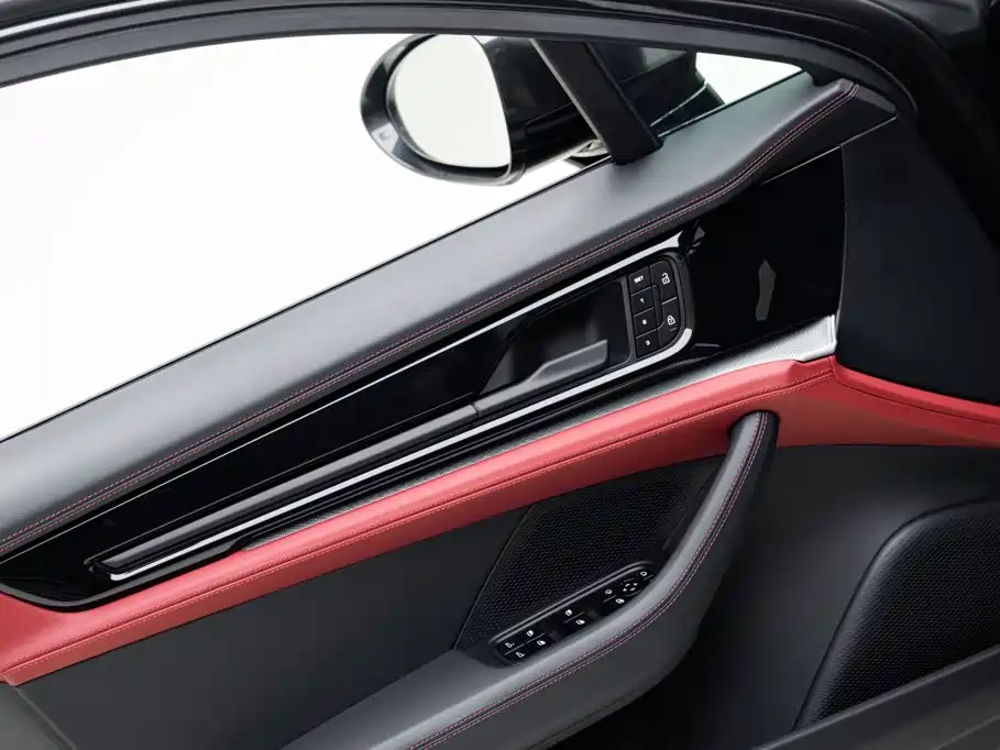Porsche Panamera — миниатюра 17