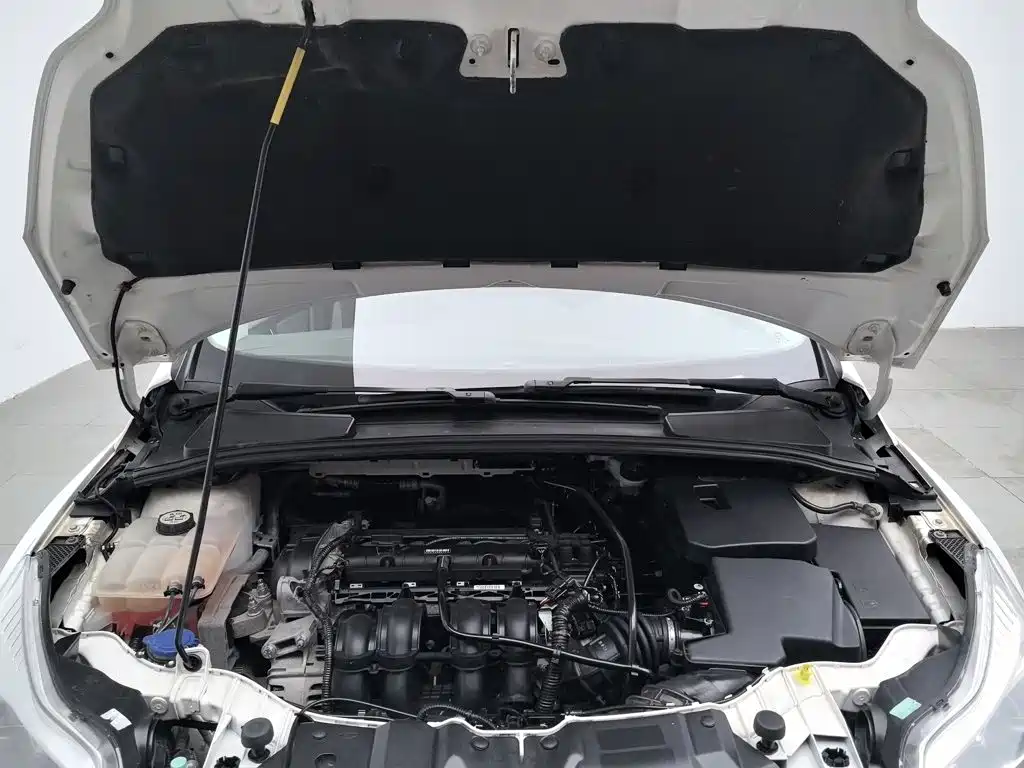 Ford Focus — миниатюра 6
