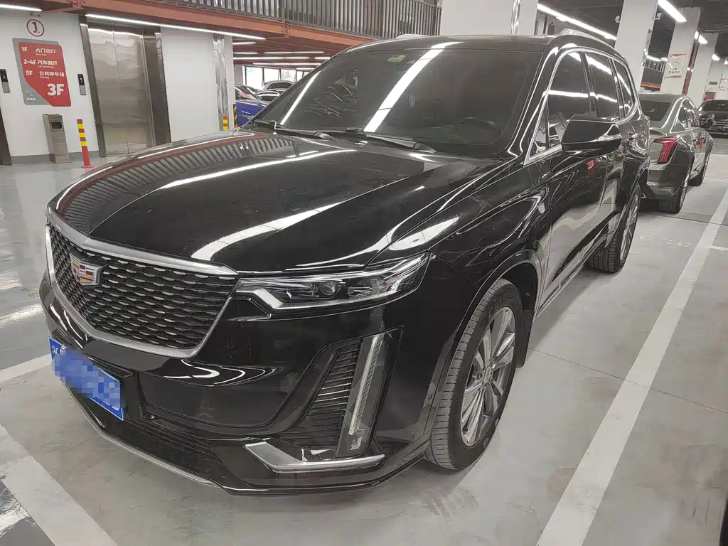 Cadillac XT6