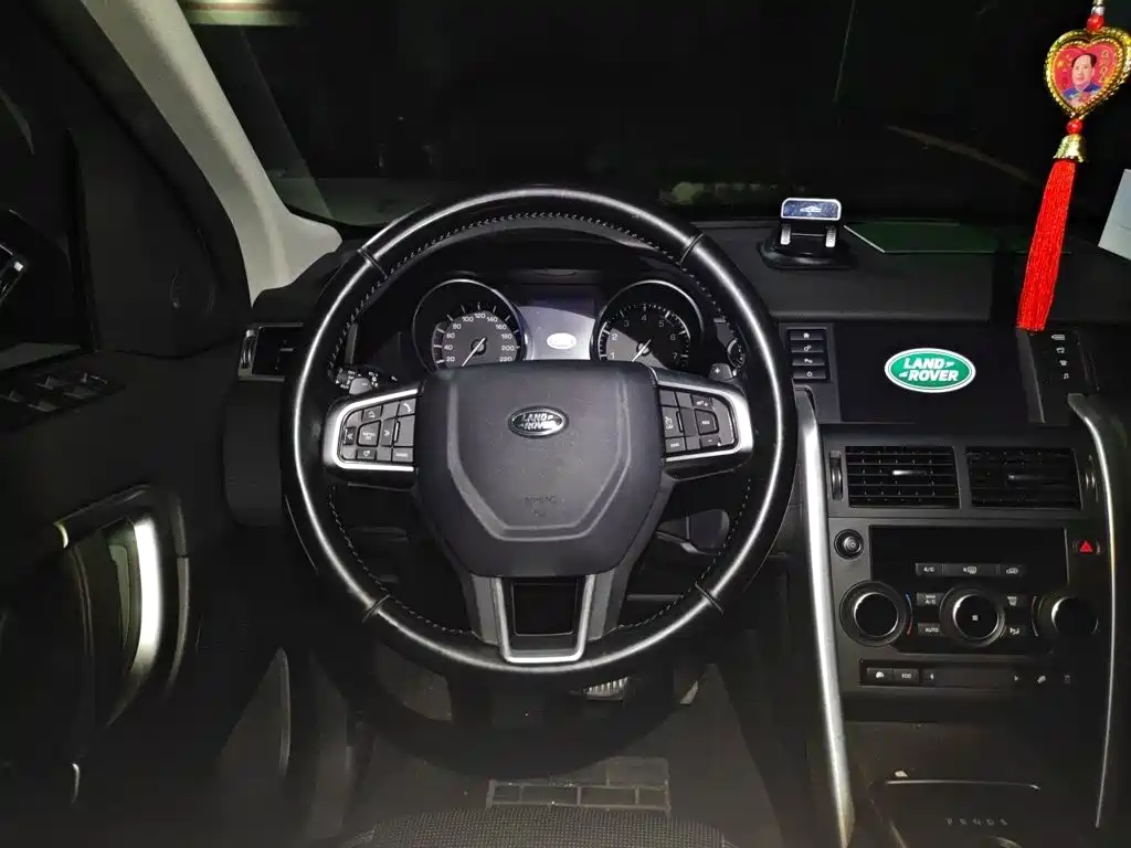 Land Rover Discovery Sport — миниатюра 6