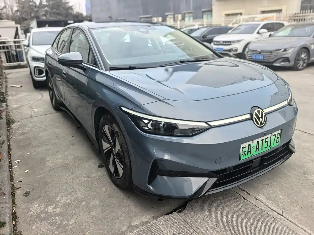 VOLKSWAGEN ID.7 VIZZION