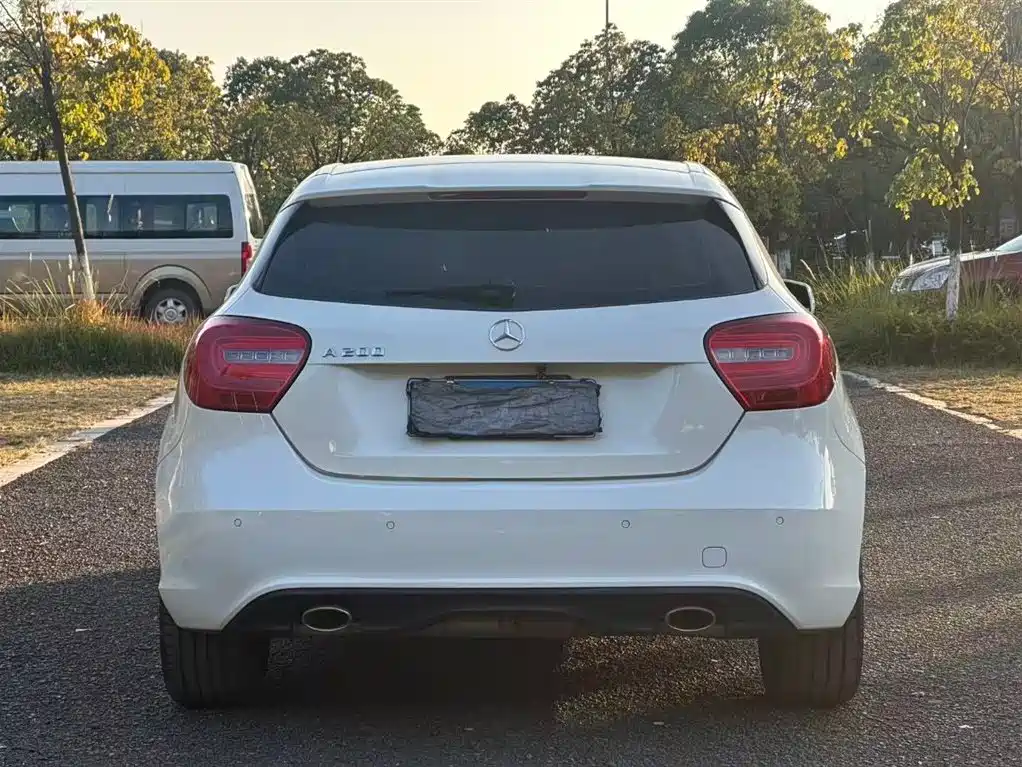 MERCEDES-BENZ A CLASS