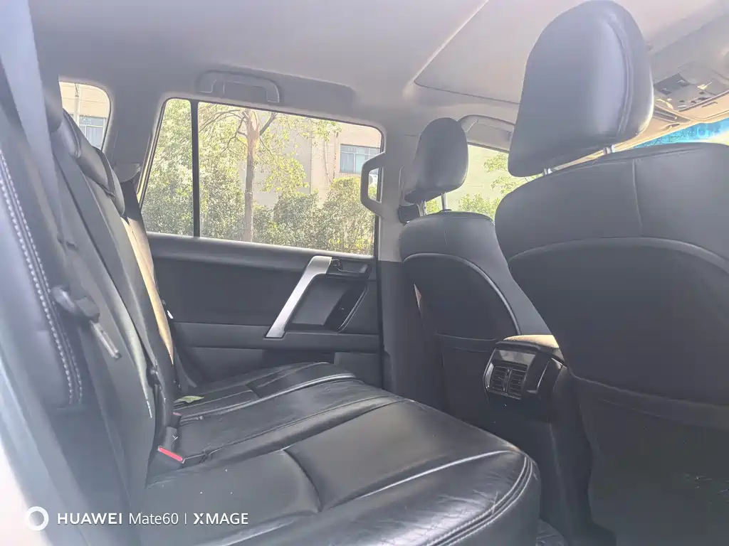 Toyota Prado — миниатюра 5