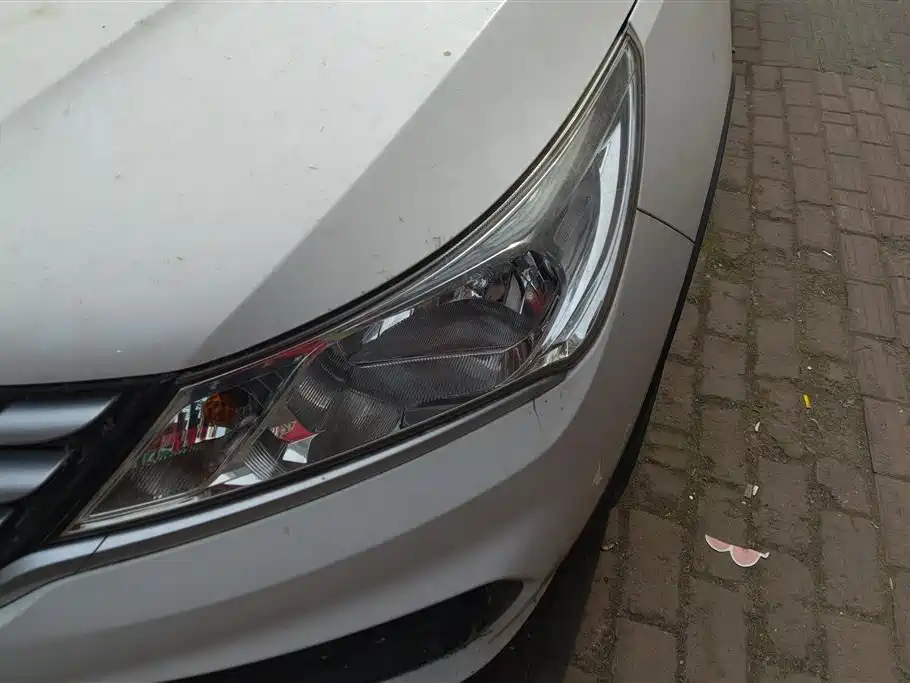 Baojun 310W 2017 1.2L MT V