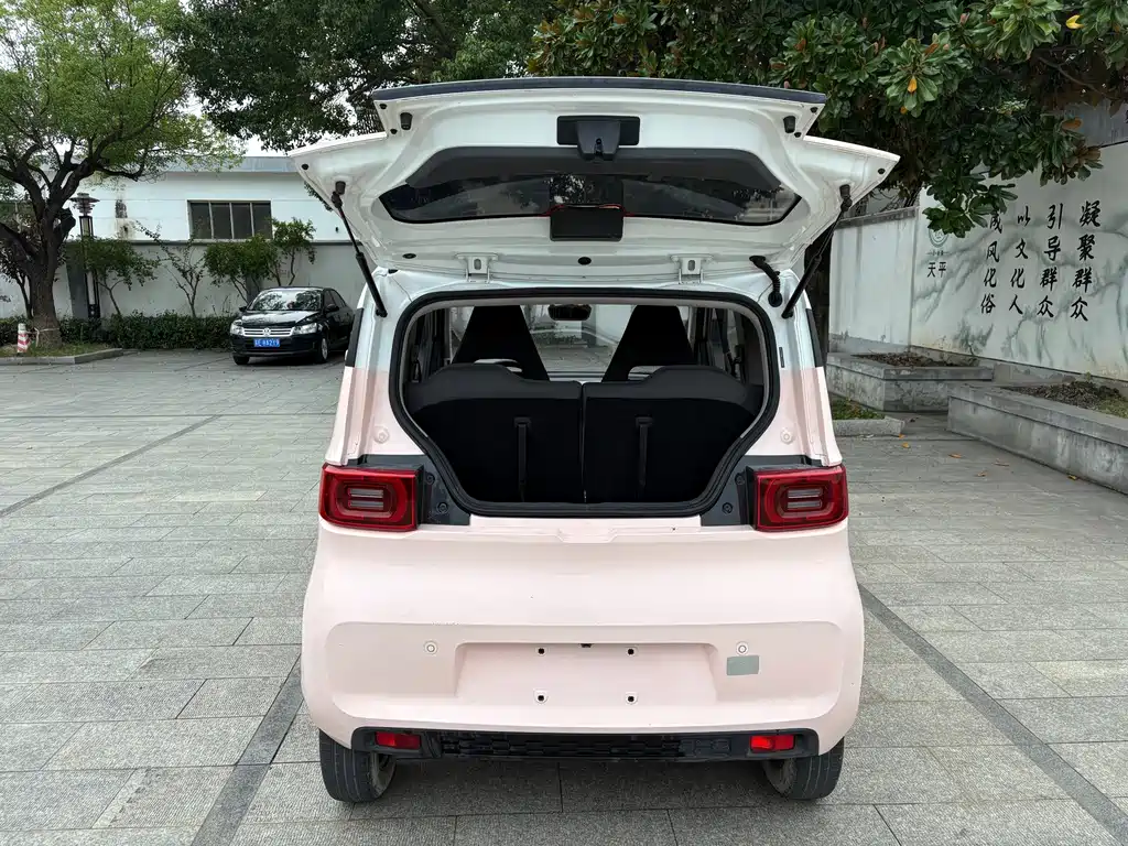 Wuling MINIEV — миниатюра 5