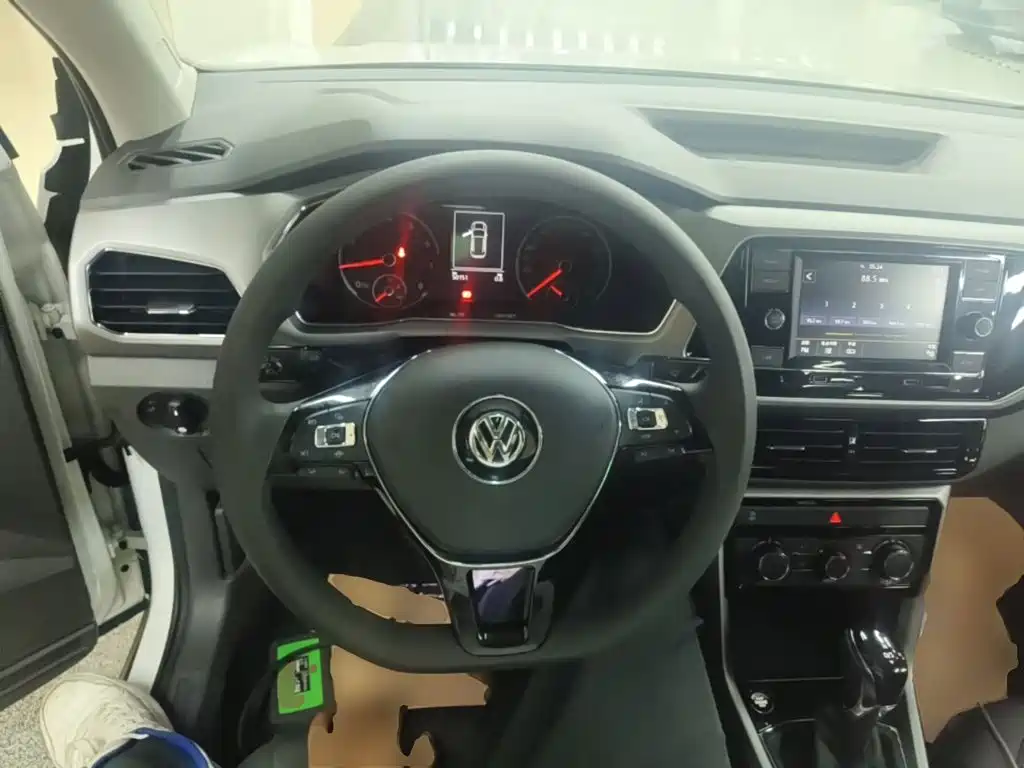 Volkswagen T-Cross — миниатюра 11