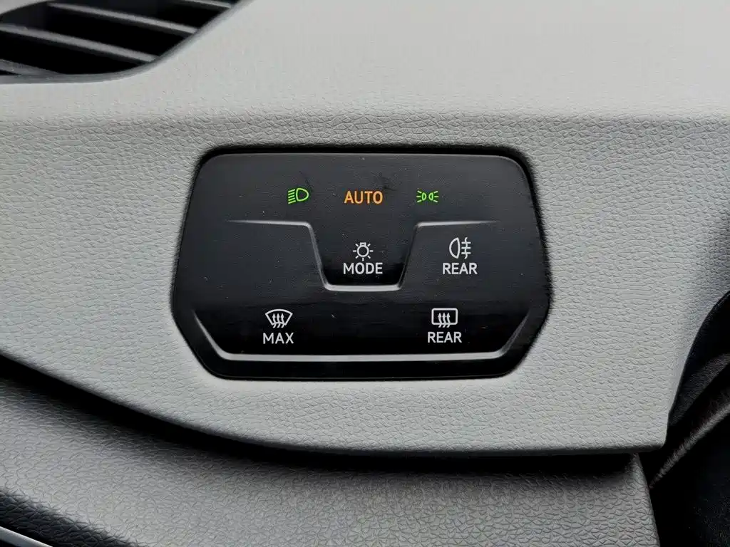 Volkswagen ID.3 — миниатюра 21