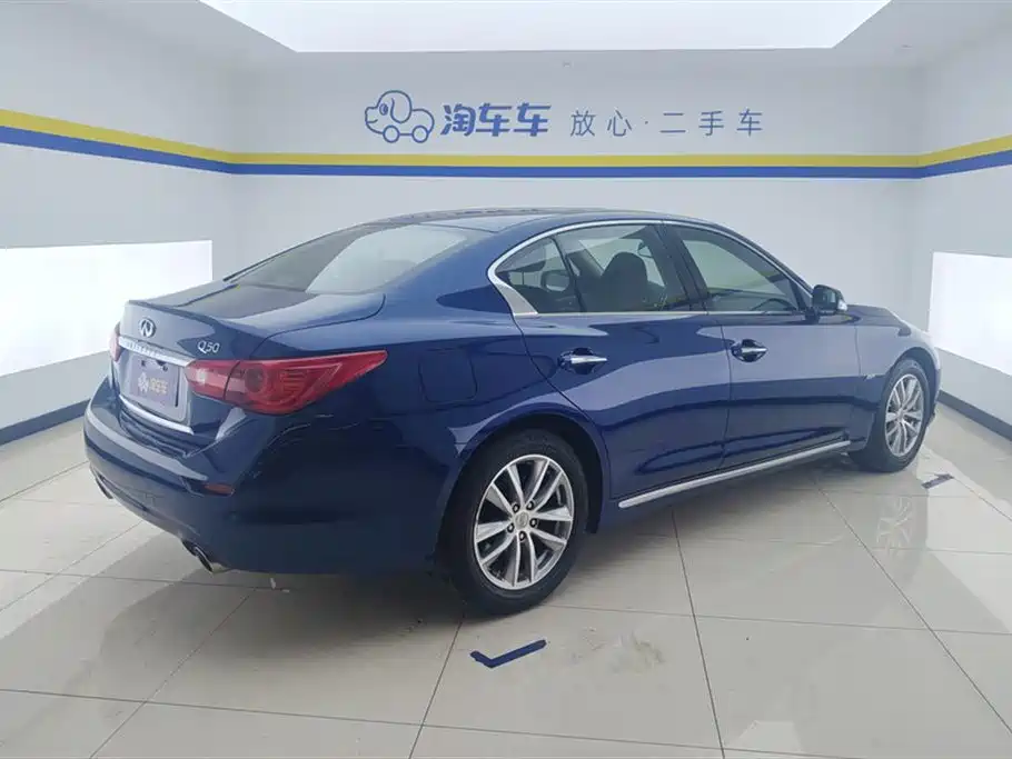 Infiniti Q50L 2016 2.0T Enjoy