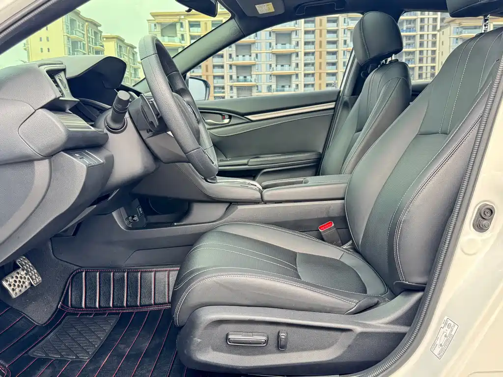 Honda Civic — миниатюра 7