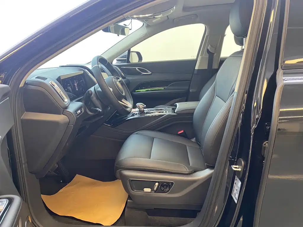 Hongqi Hongqi HS3 PHEV — миниатюра 6