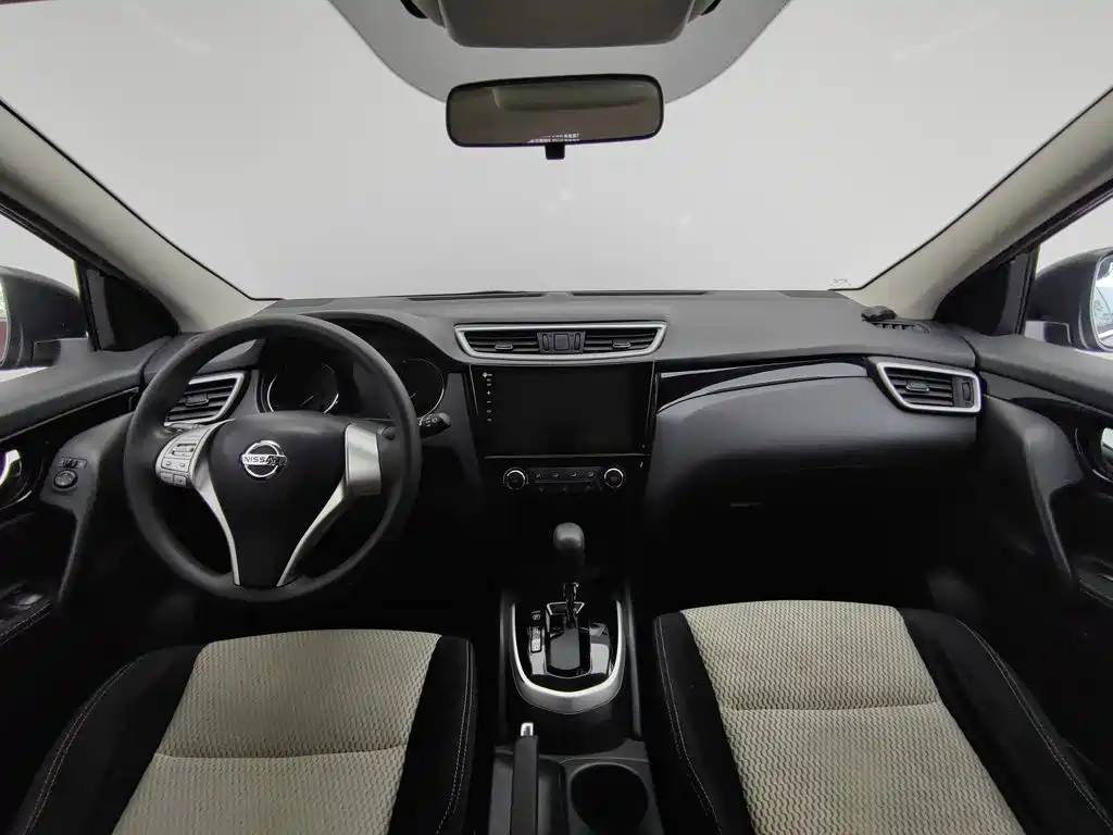 Nissan Qashqai — миниатюра 5