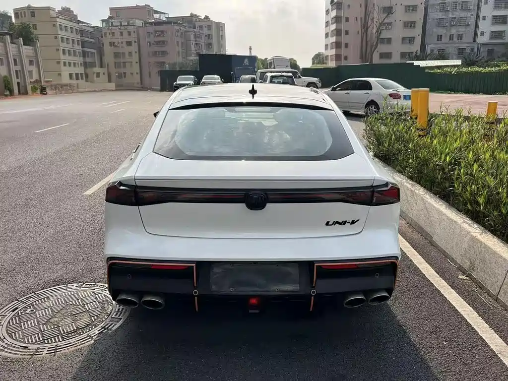 Changan UNI-V — миниатюра 5