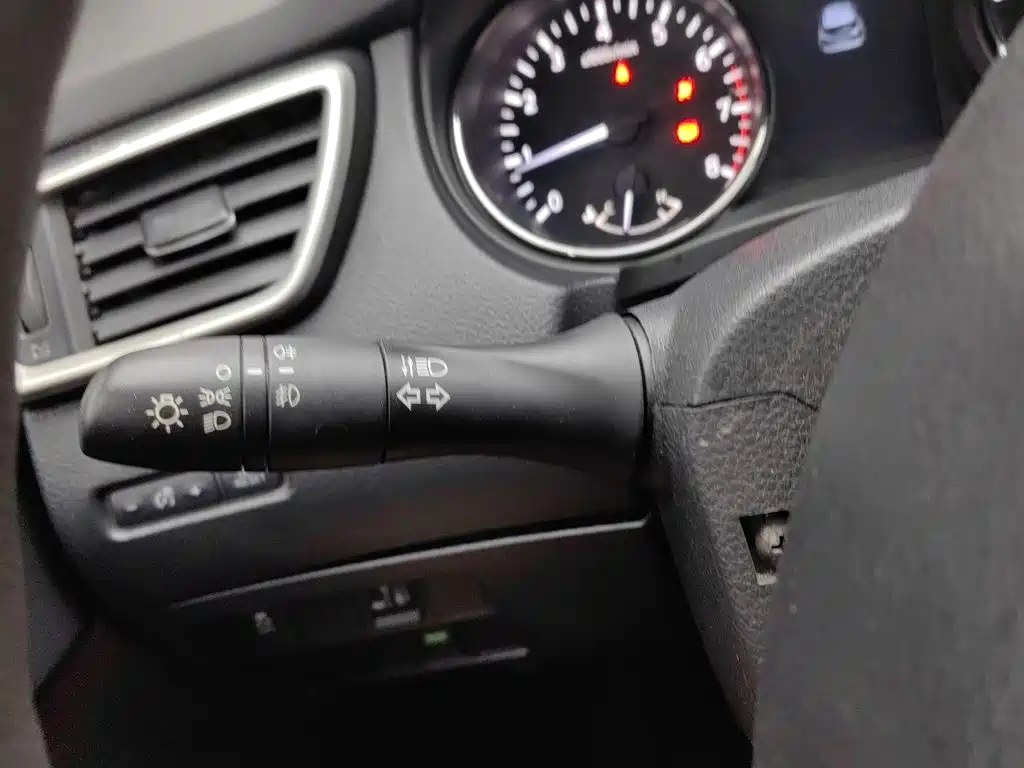 Nissan Qashqai — миниатюра 21