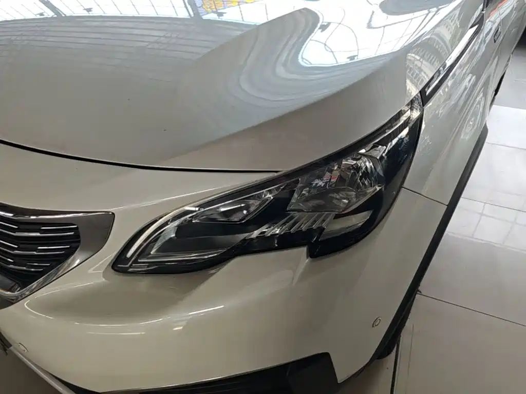 Peugeot 5008 — миниатюра 24