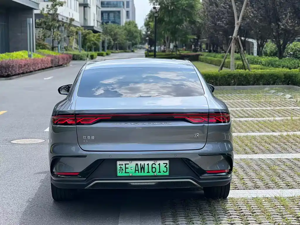 BYD Han — миниатюра 5