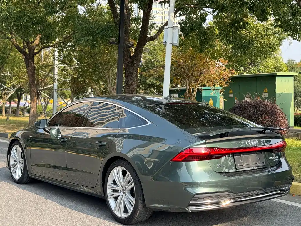 AUDI A7