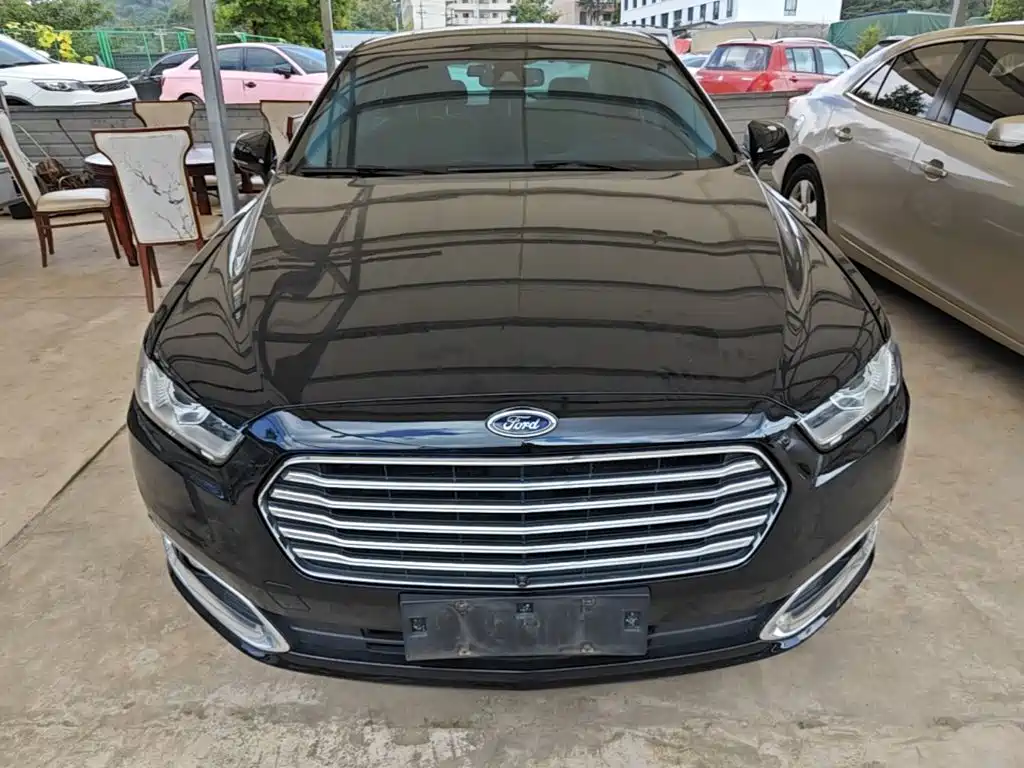 Ford Taurus — миниатюра 3