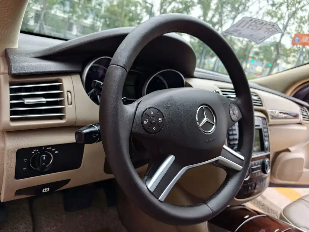 Mercedes-Benz R-Class — миниатюра 18