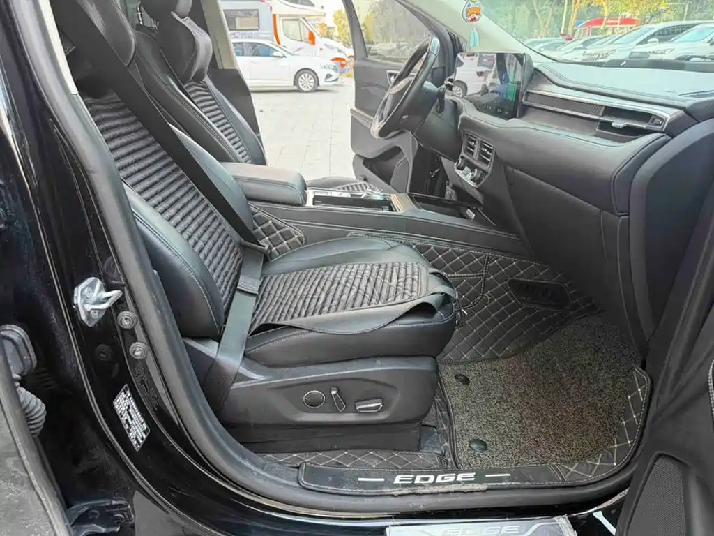 Ford Edge — миниатюра 4