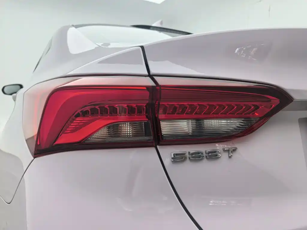 Buick Verano — миниатюра 15