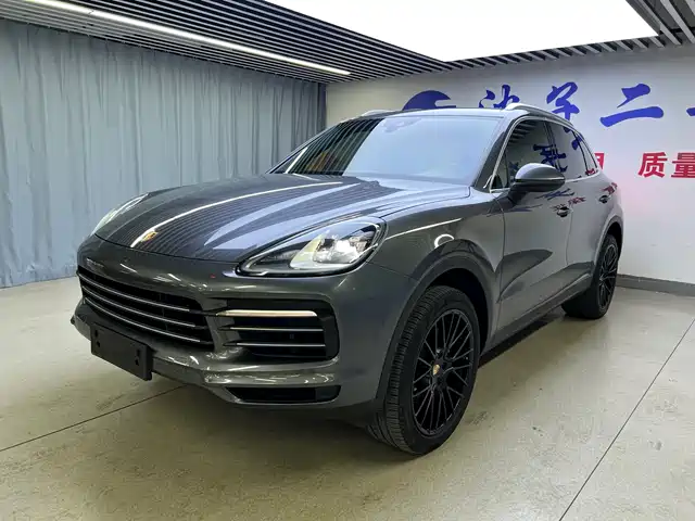 PORSCHE CAYENNE 2021
