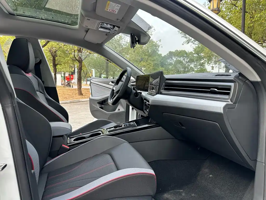 Volkswagen Lamando 2025 L 280TSI DSG