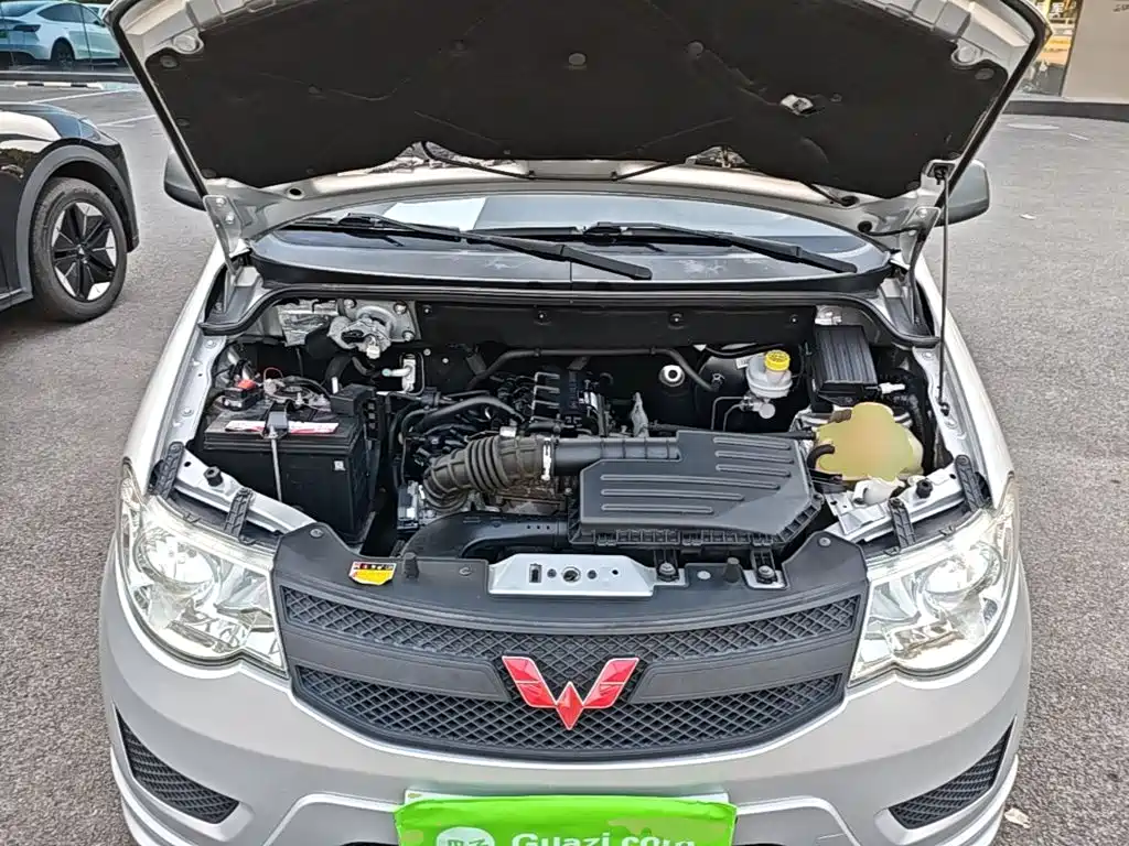Wuling Hongguang — миниатюра 20