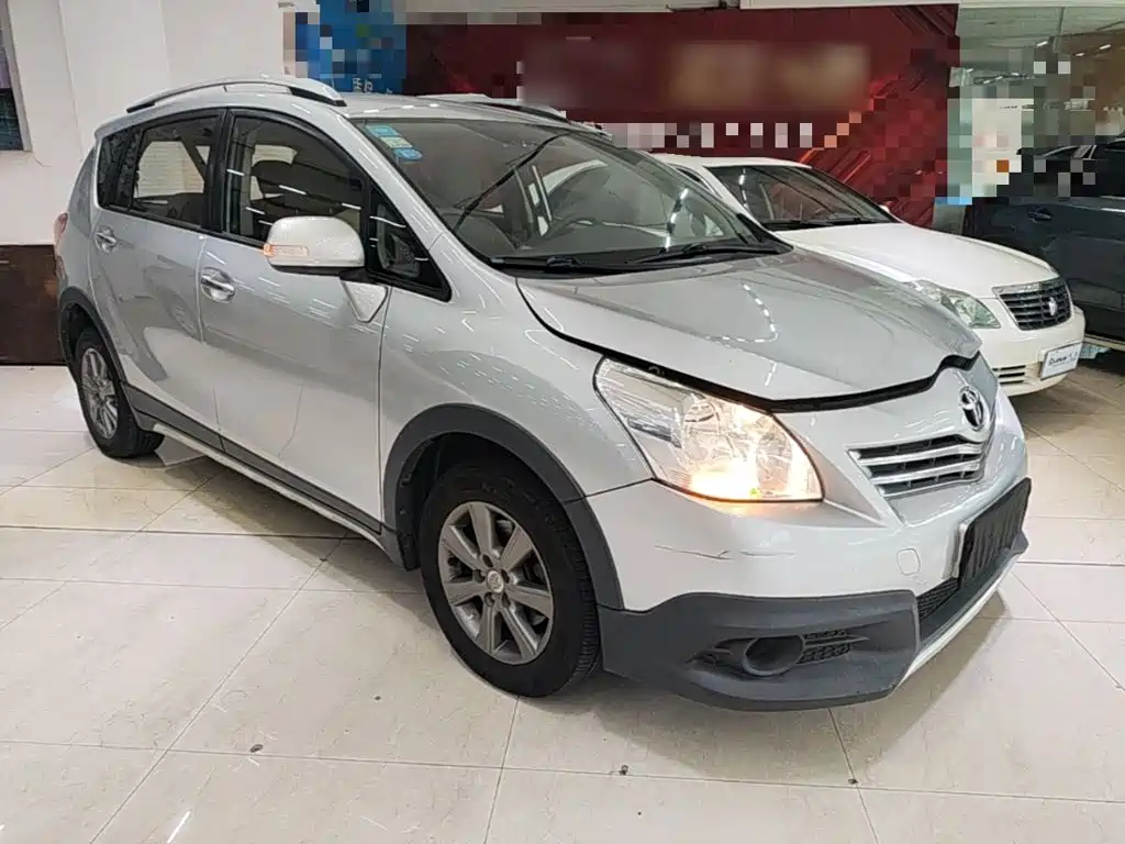 Toyota Verso — миниатюра 4