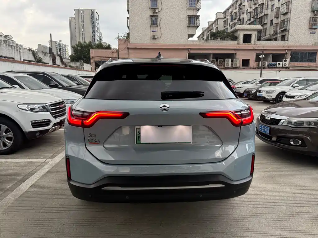 NIO ES6 — миниатюра 10
