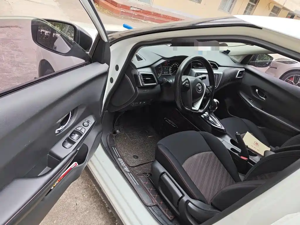 Nissan Bluebird — миниатюра 12
