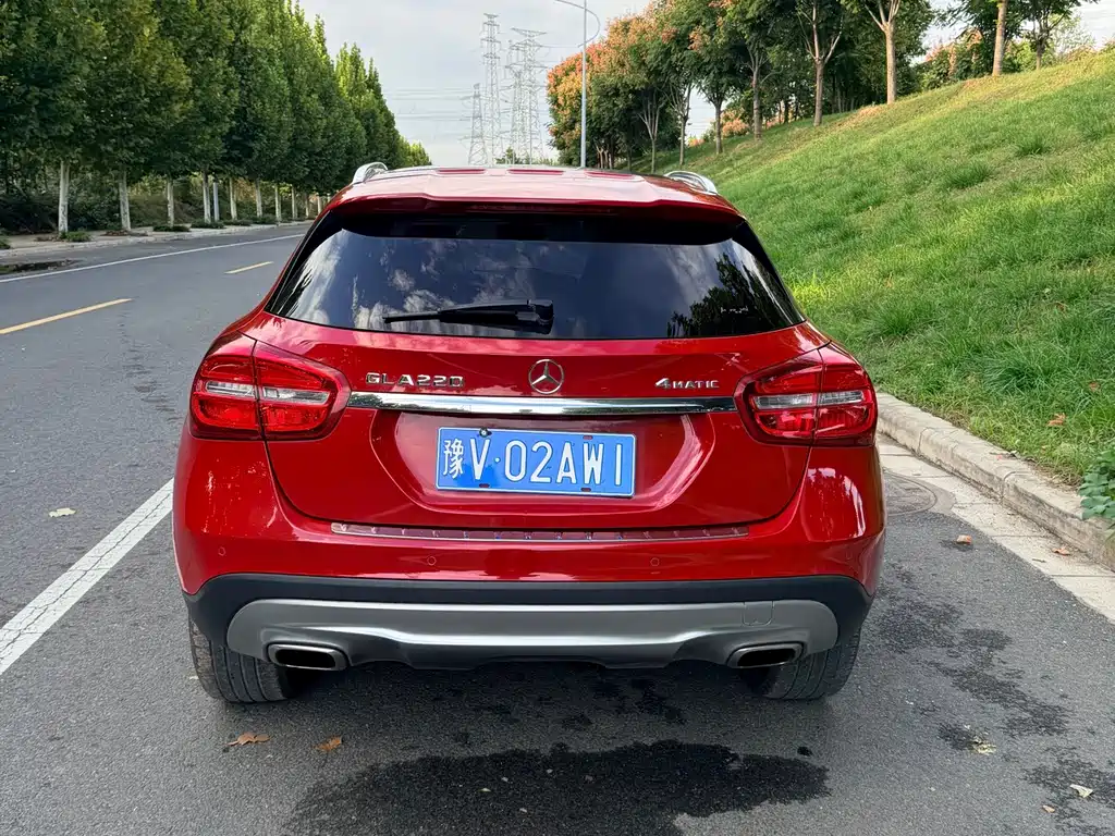 Mercedes-Benz GLA — миниатюра 6