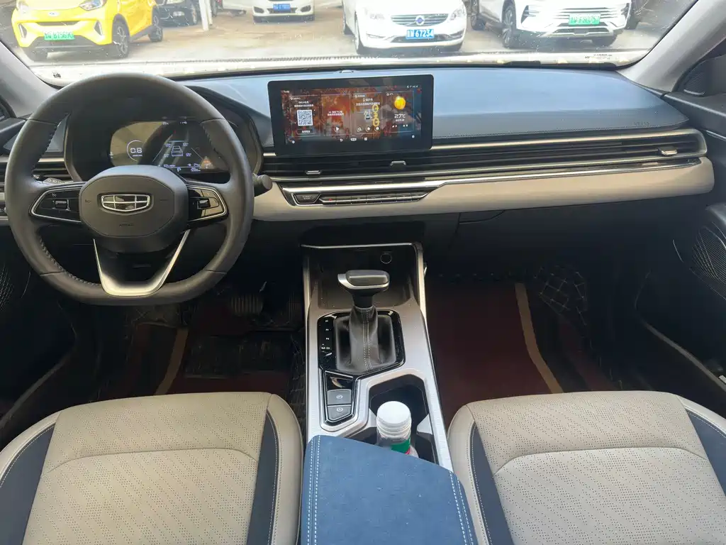 Geely Emgrand — миниатюра 10