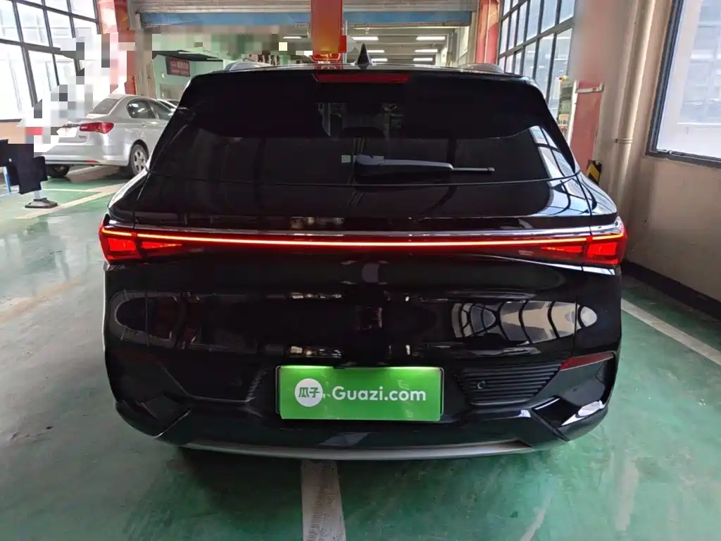 BYD Yuan Plus — миниатюра 6