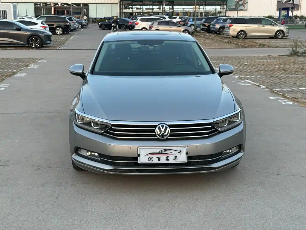 Volkswagen Magotan