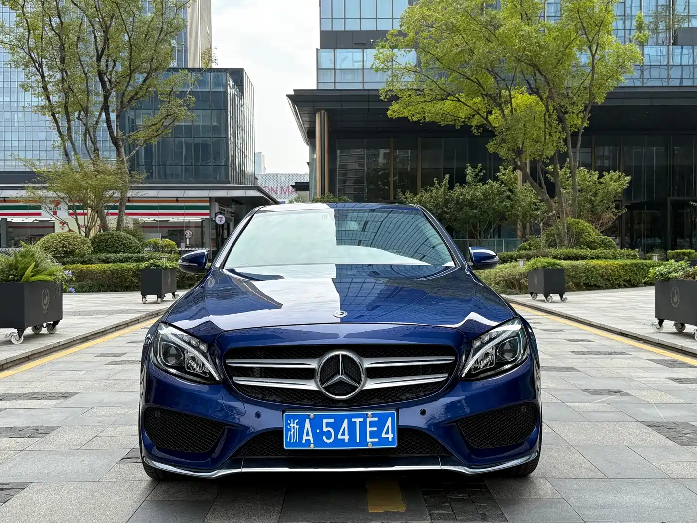 Mercedes-Benz C-Class