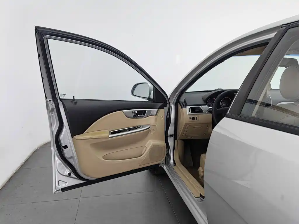 Buick Excelle — миниатюра 8