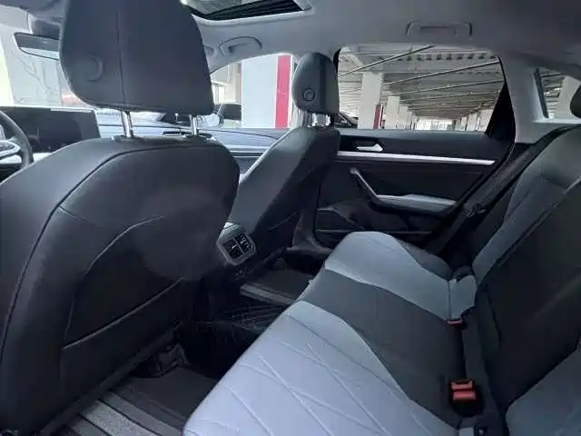 Volkswagen Lavida — миниатюра 14