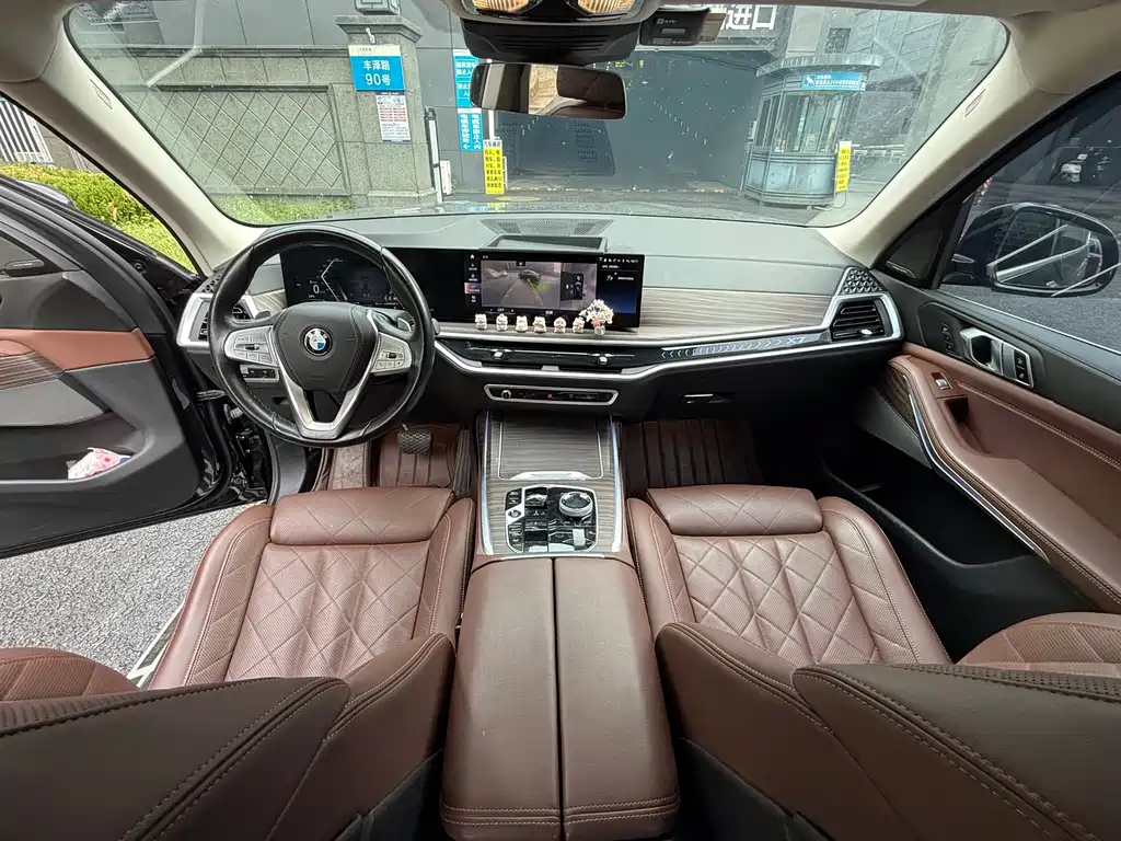 BMW X7 — миниатюра 10