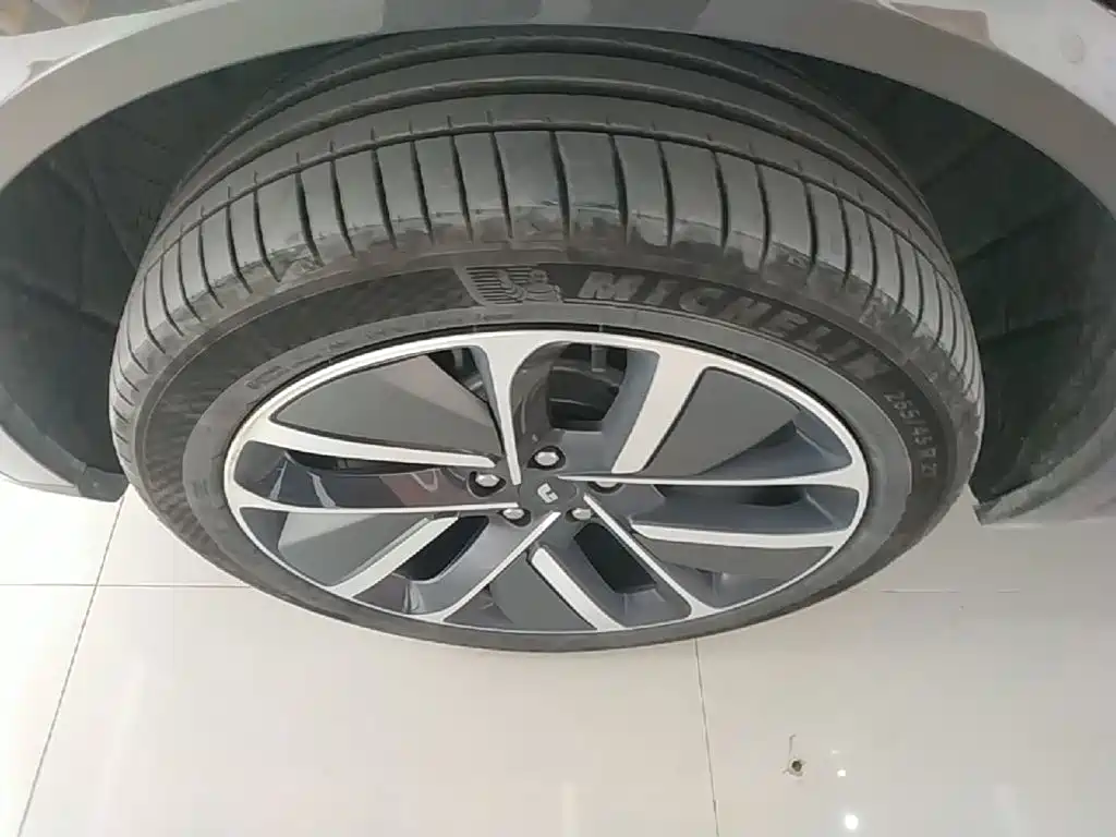 Li Auto Li L9 — миниатюра 23