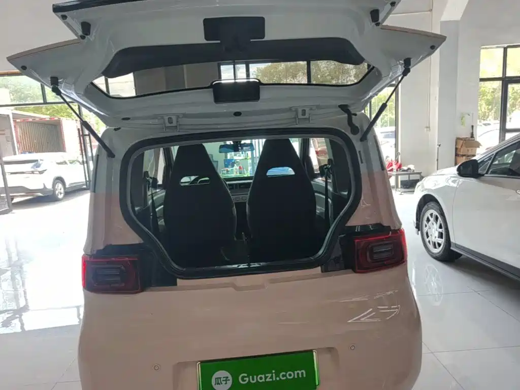 Wuling MINIEV — миниатюра 19