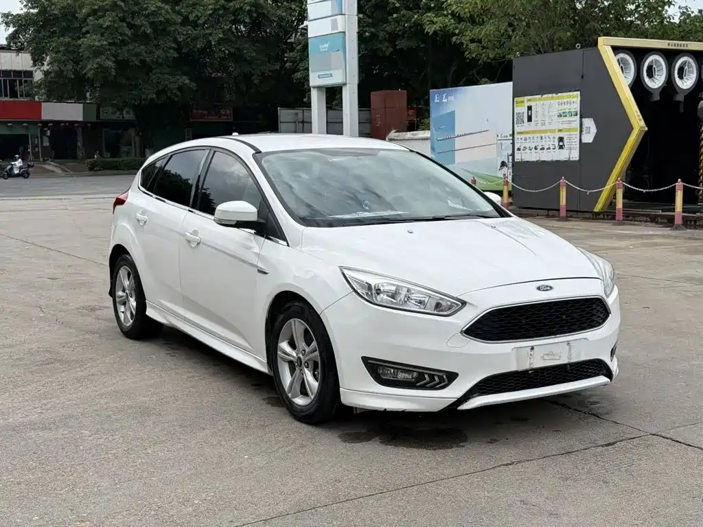 Ford Focus — миниатюра 3
