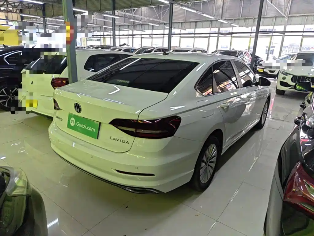Volkswagen Lavida — миниатюра 7