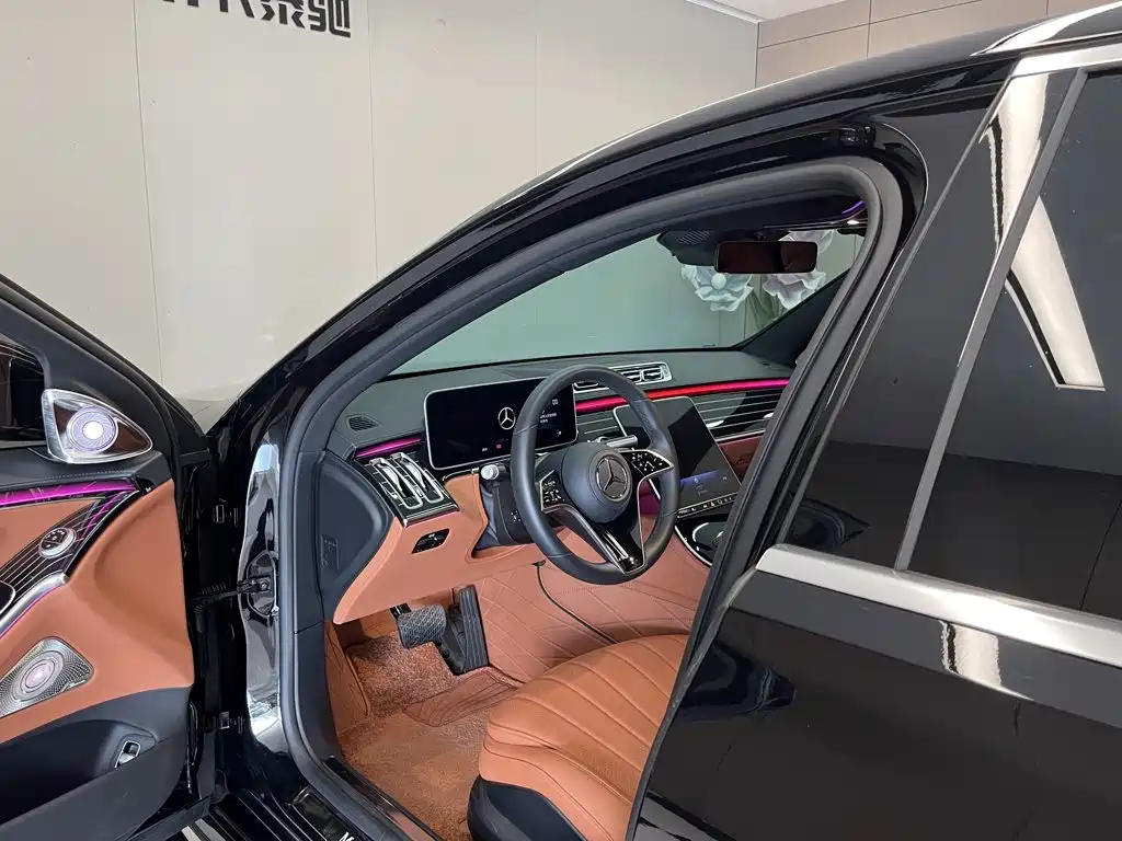 Mercedes-Benz S-Class — миниатюра 27