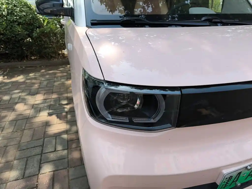 Wuling MINIEV — миниатюра 11