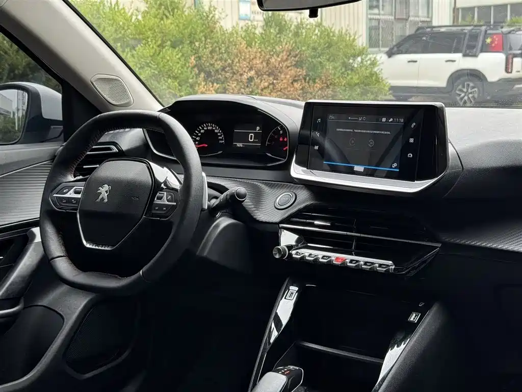 Peugeot 2008 2022 230THP THE ONE