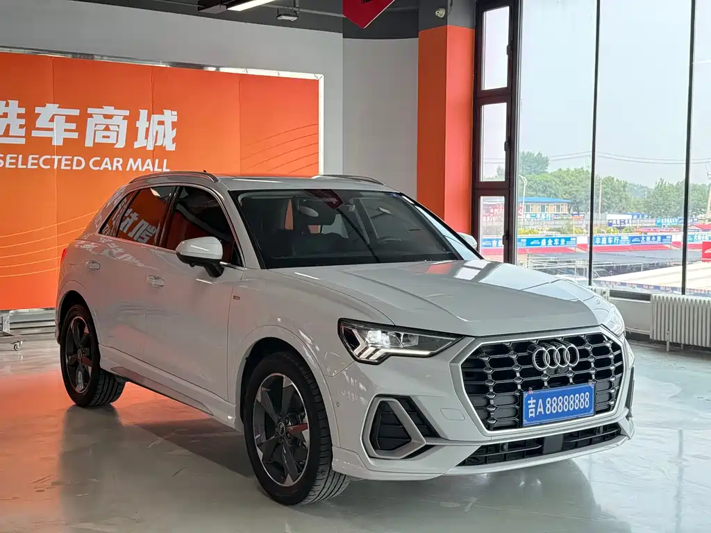 Audi Q3 2022 35 TFSI Fashion