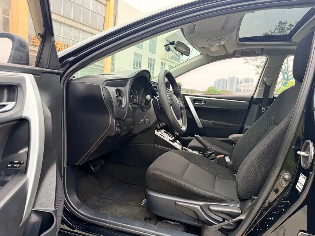 Toyota Corolla Levin 2017 1.8H GS E-CVT Elite V