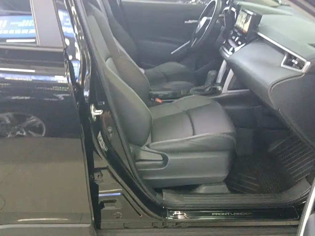 Toyota Frontlander — миниатюра 25